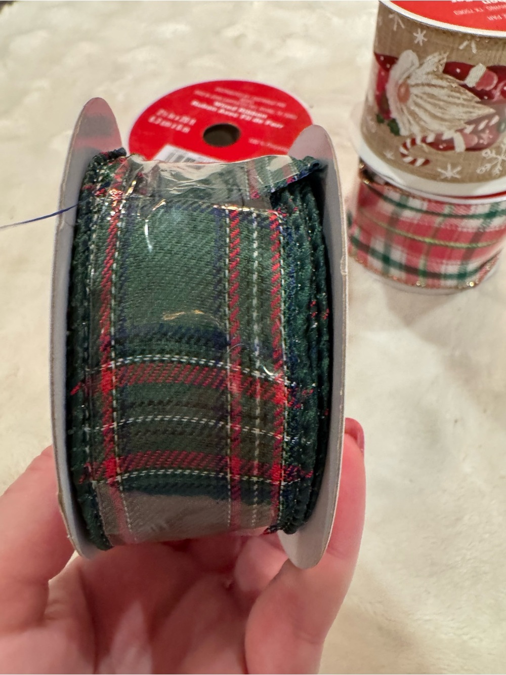 NEW 4 Rolls of Wired Christmas Ribbon - Picture 3 of 9
